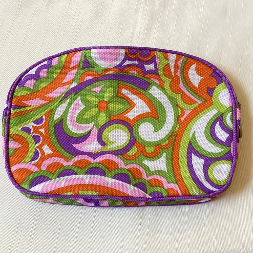 CLINIQUE MAKE UP OR COSMETICS BAG NEW
